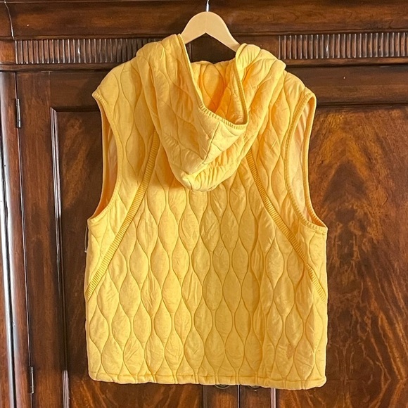 FREE PEOPLE Pale Marigold Dream Big Quilted Vest - Picture 10 of 11